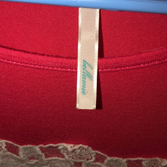 Boutique top!😋😋 - Picture 4 of 7